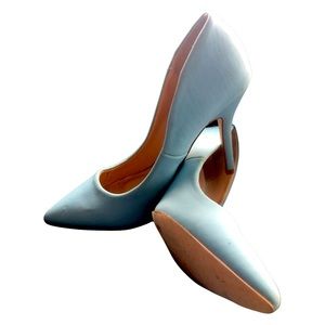 Just Fab, size 7 Baby Blue